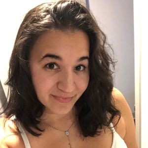 Meet your Posher, Cynthia